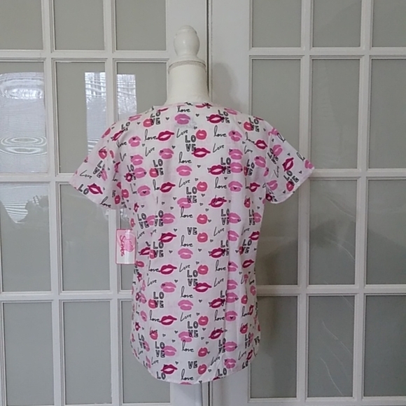 NEW Mock Wrap Valentine's Scrub Top - Picture 5 of 14